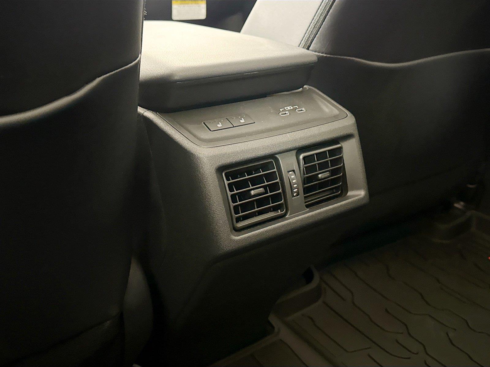 2026 Toyota bZ Woodland Premium photo 36