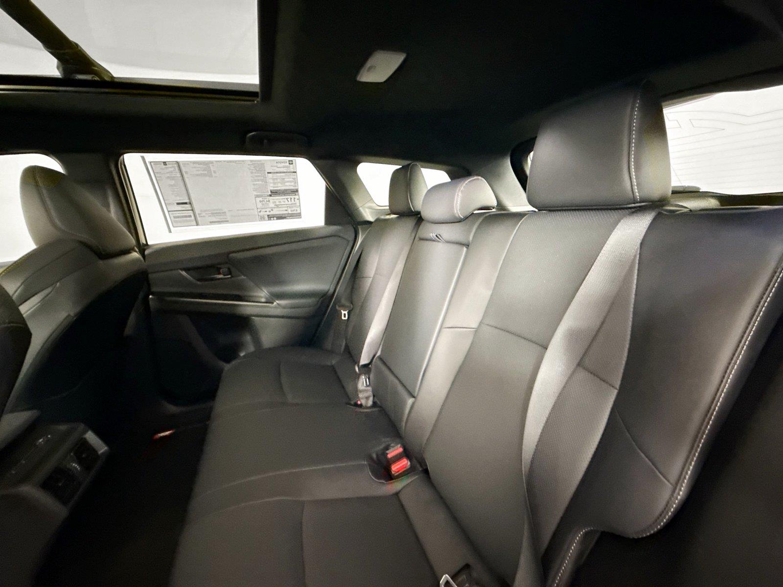2026 Toyota bZ Woodland Premium photo 32