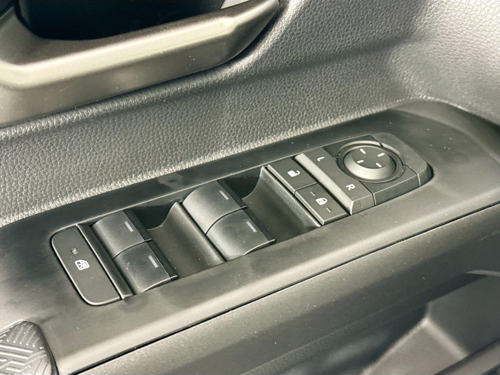2026 Toyota Tacoma TRD Sport photo 30