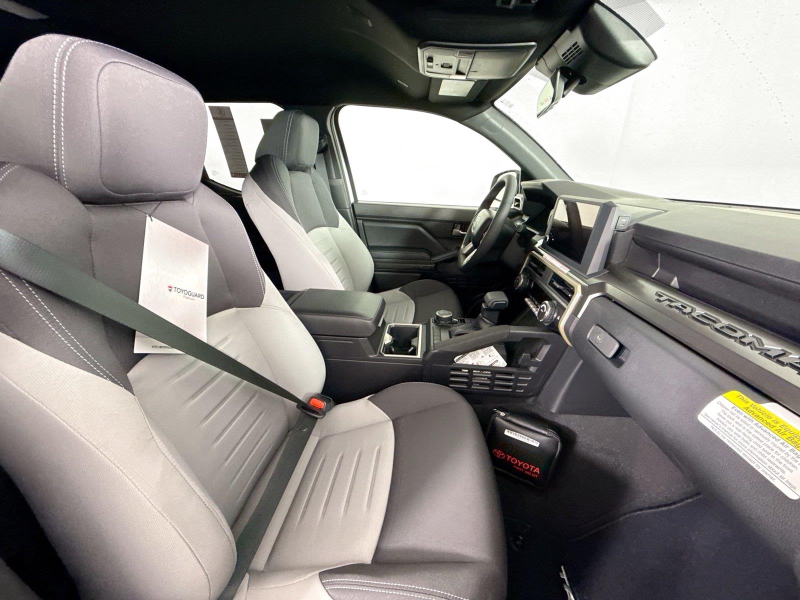 2026 Toyota Tacoma TRD Sport photo 38