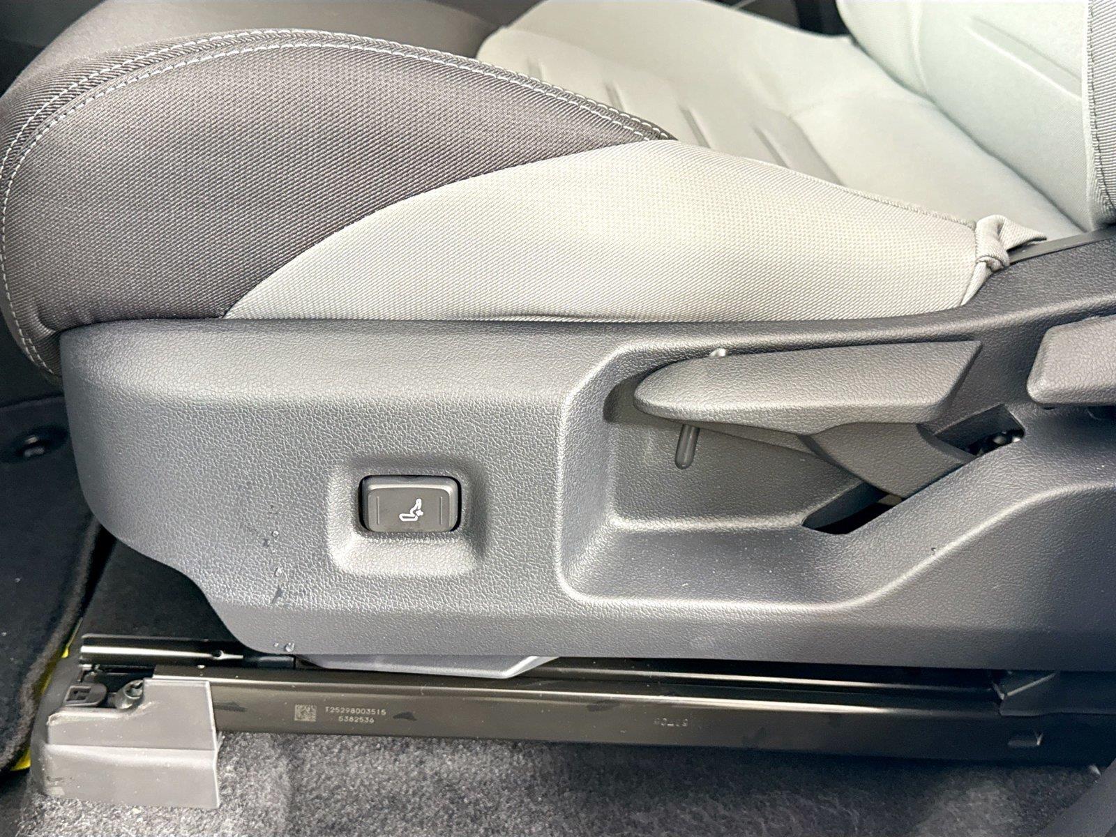 2026 Toyota Tacoma TRD Sport photo 29