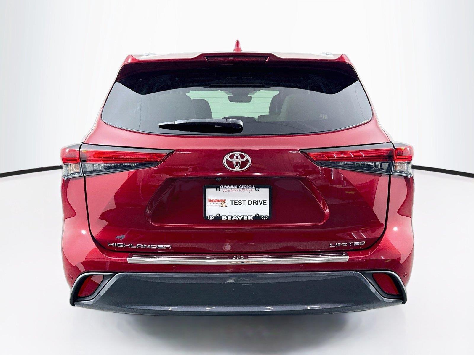 2021 Toyota Highlander Limited photo 11