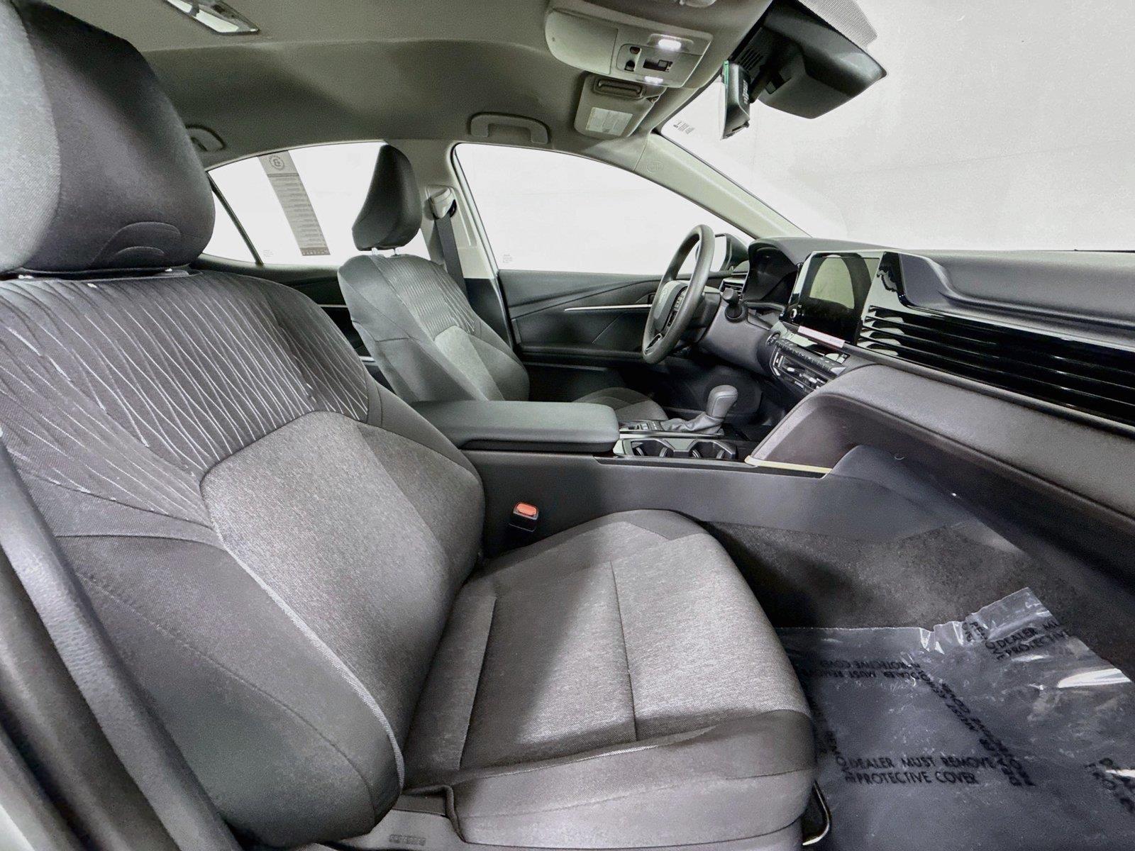 2026 Toyota Camry LE photo 36