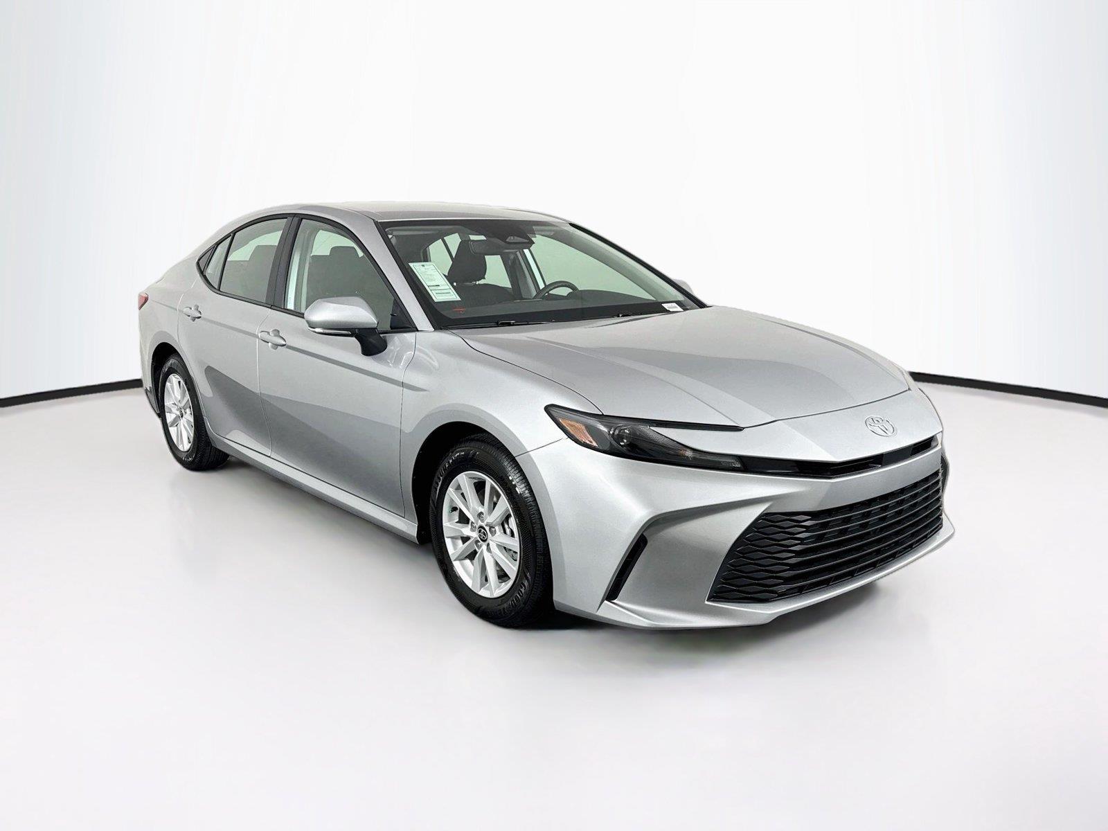 2026 Toyota Camry LE photo 7
