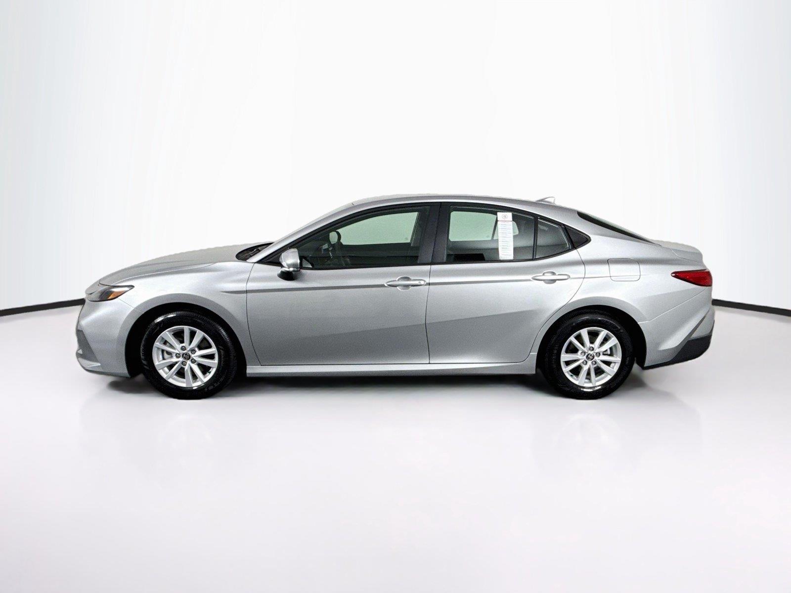 2026 Toyota Camry LE photo 11