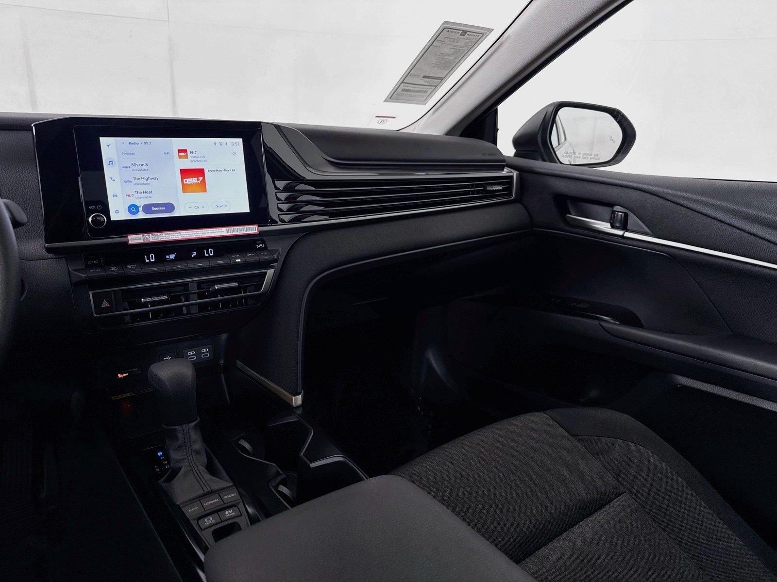2026 Toyota Camry LE photo 27