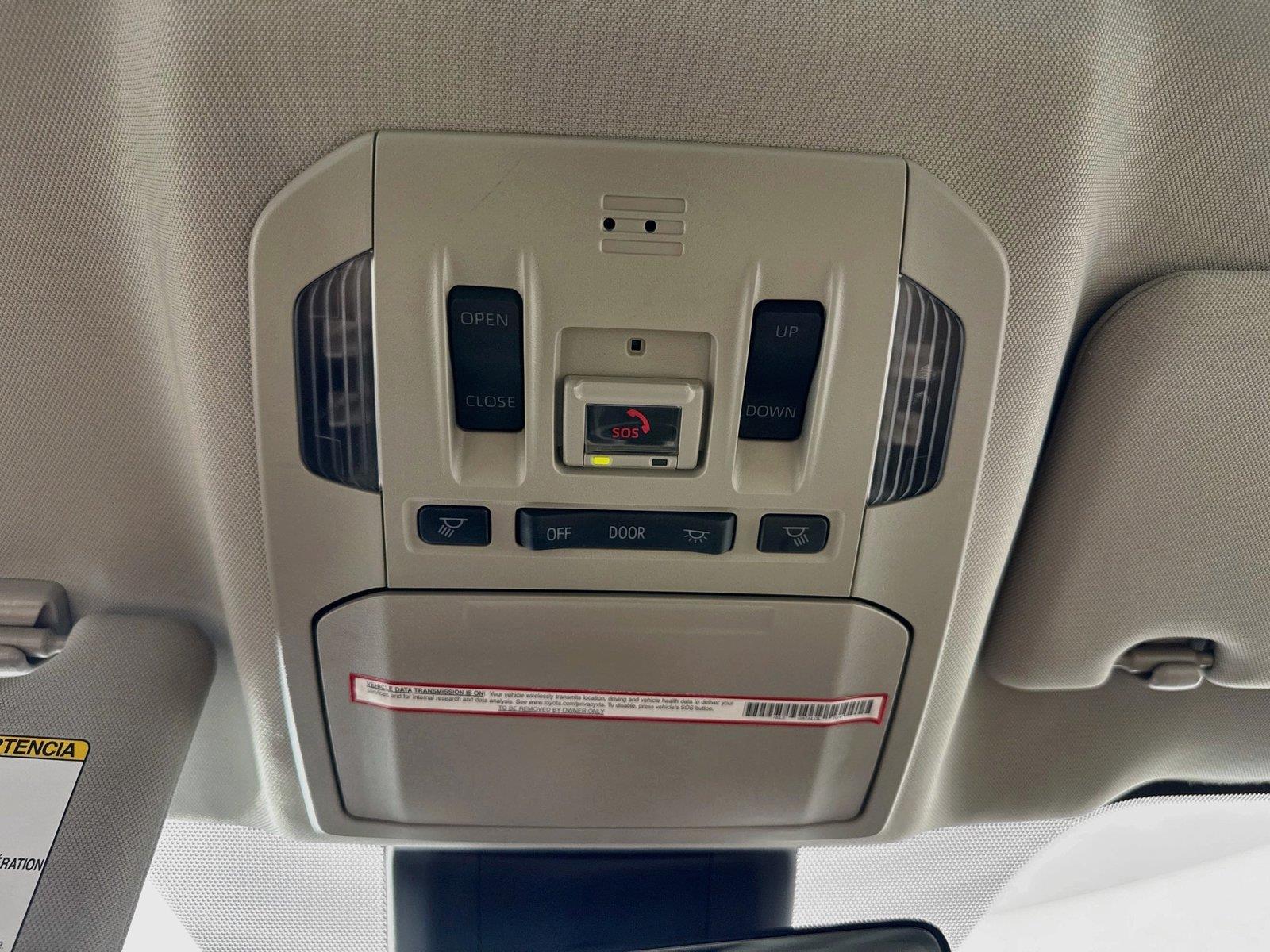 2021 Toyota Highlander Limited photo 23