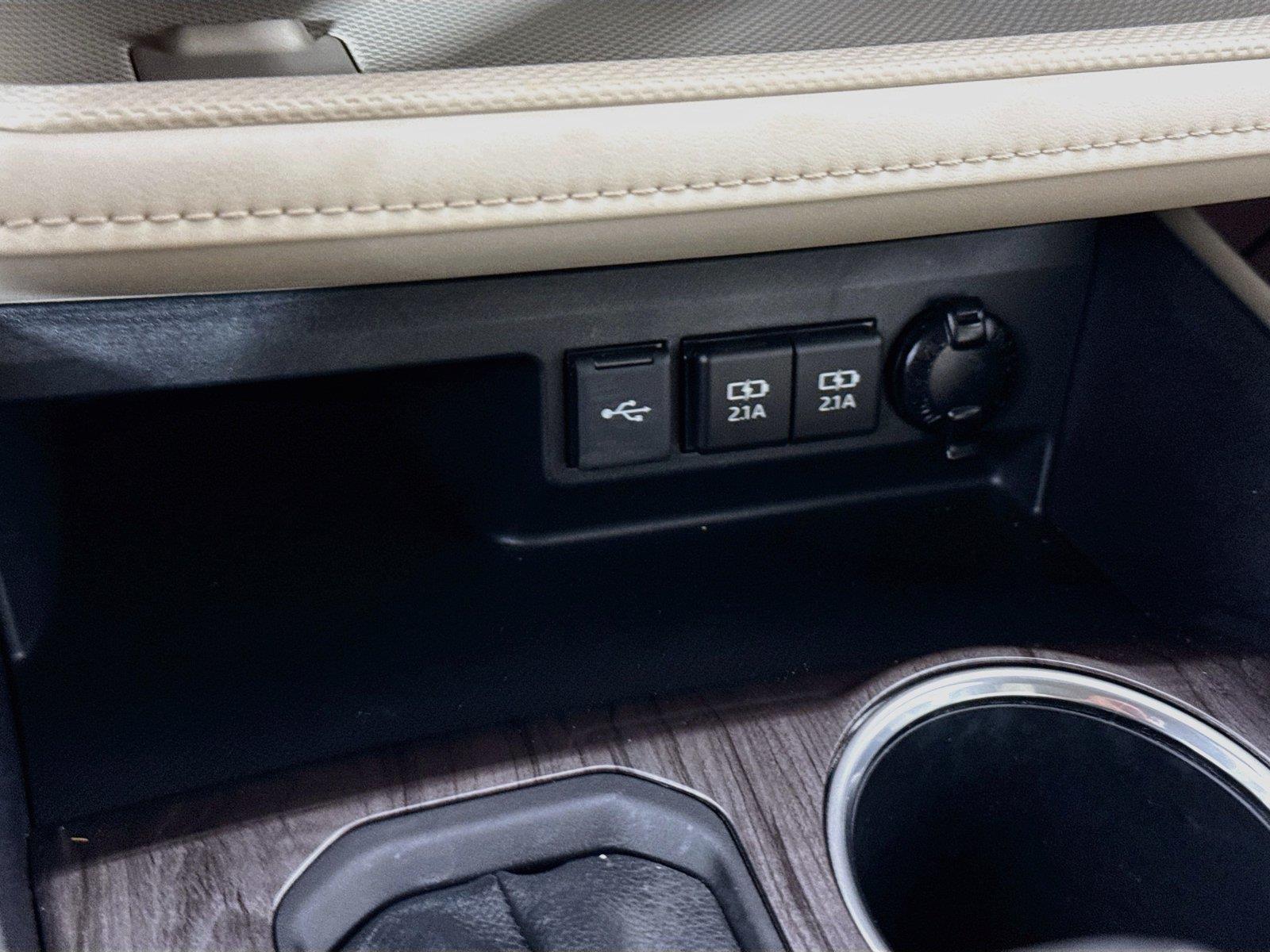 2021 Toyota Highlander Limited photo 28