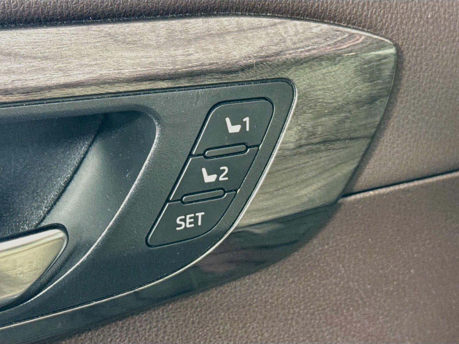 2021 Toyota Highlander Limited photo 31
