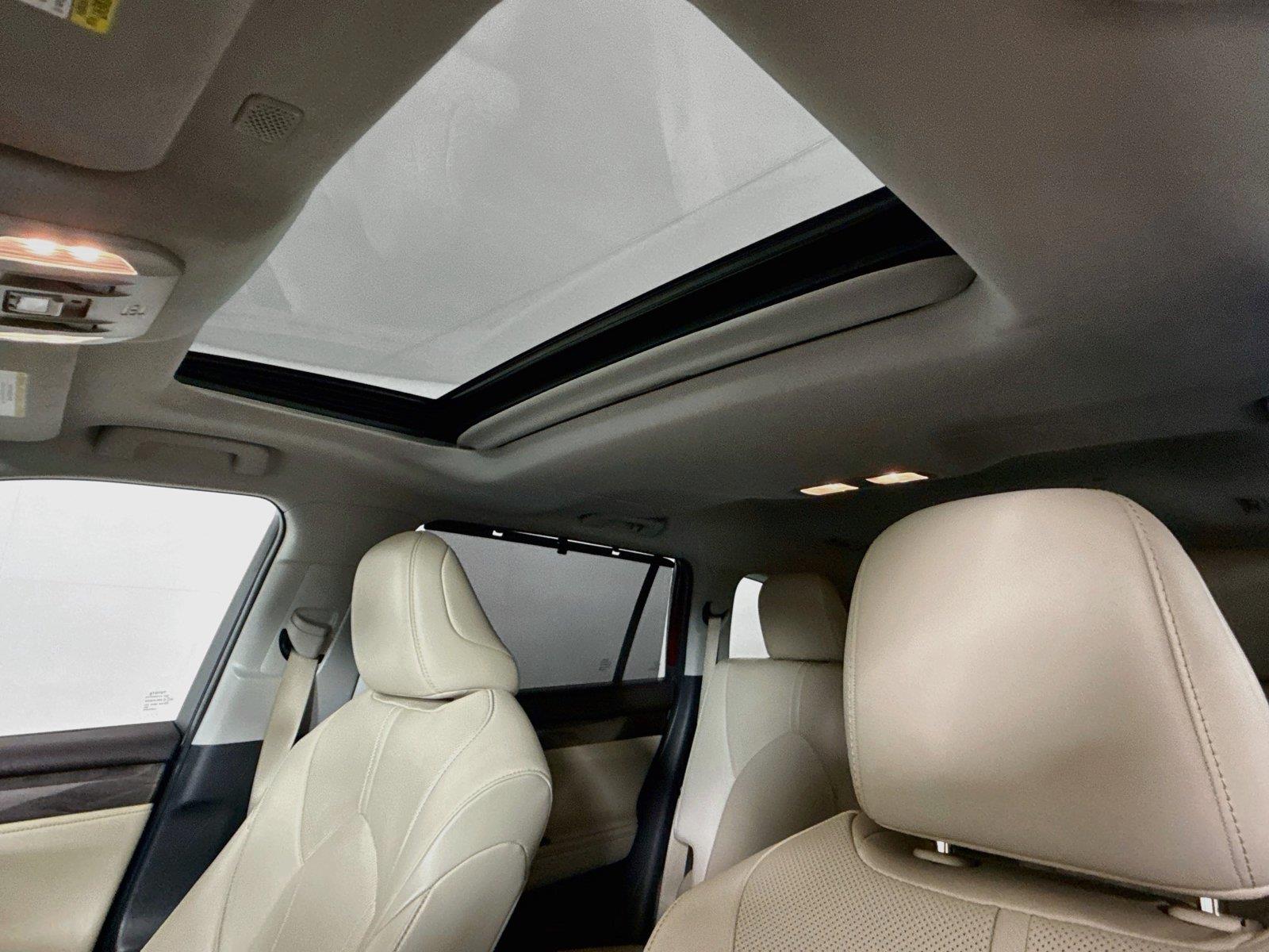 2021 Toyota Highlander Limited photo 5