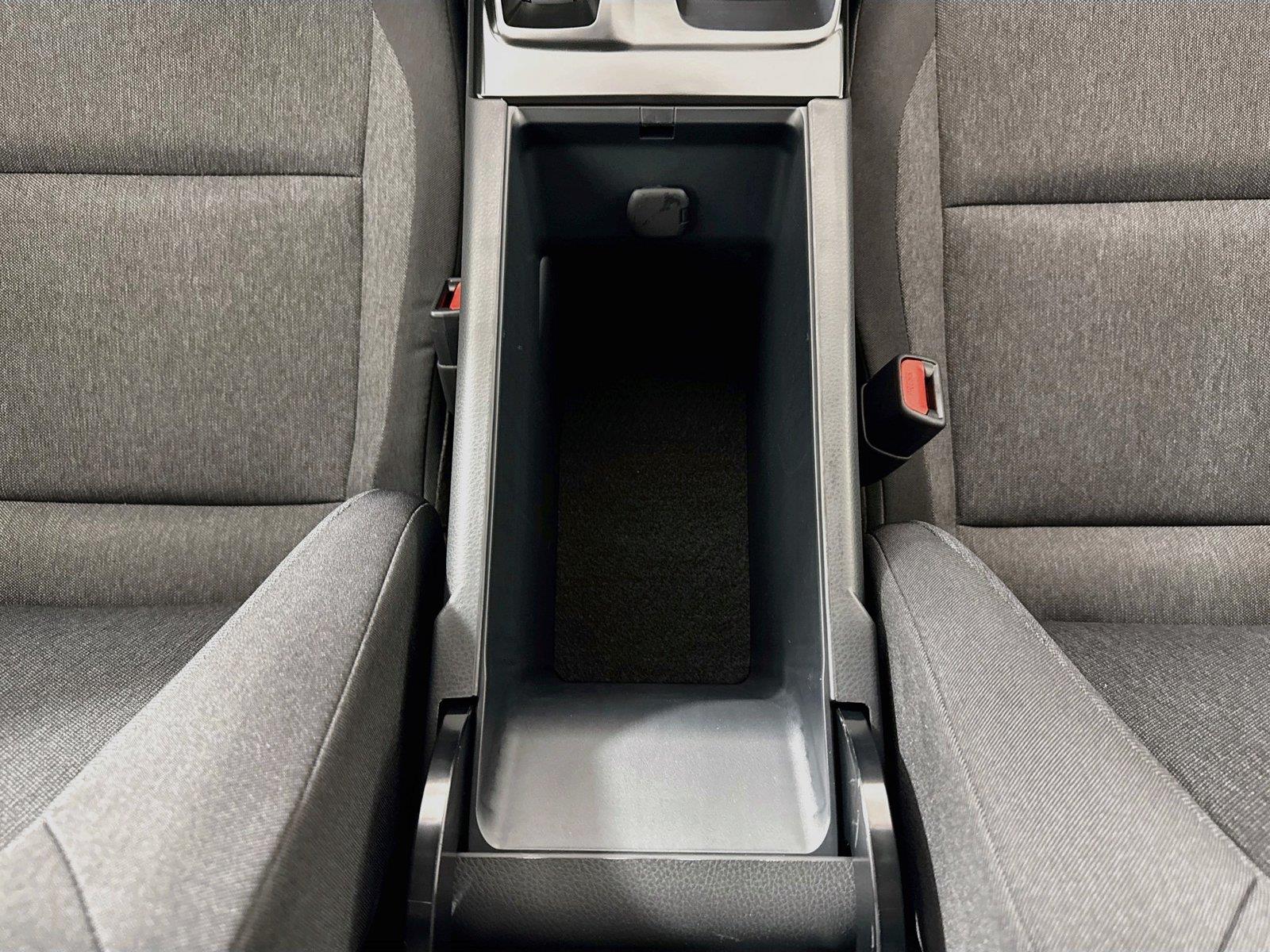 2026 Toyota Camry LE photo 28