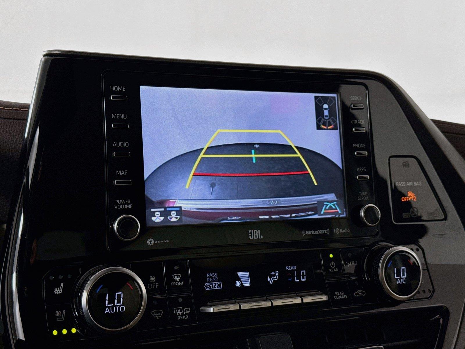 2021 Toyota Highlander Limited photo 25