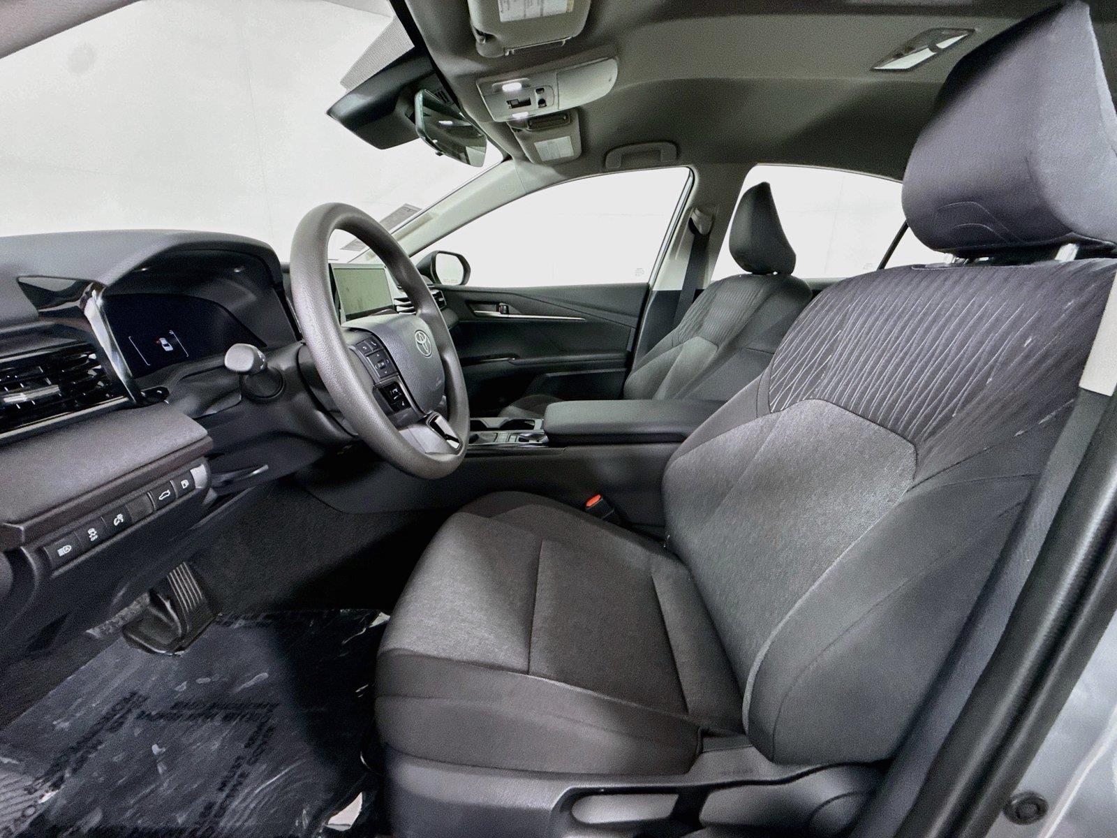 2026 Toyota Camry LE photo 2