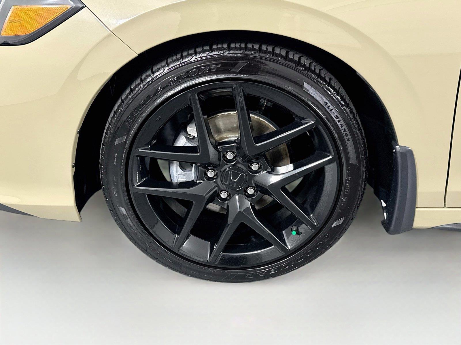 2025 Honda Civic Sport photo 38