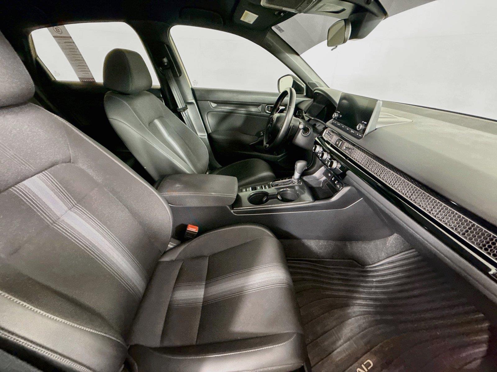 2025 Honda Civic Sport photo 35