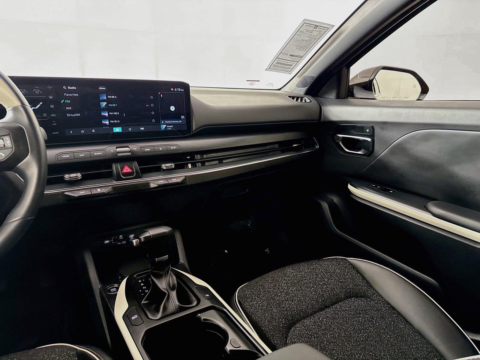 2025 Kia K4 GT-Line photo 31
