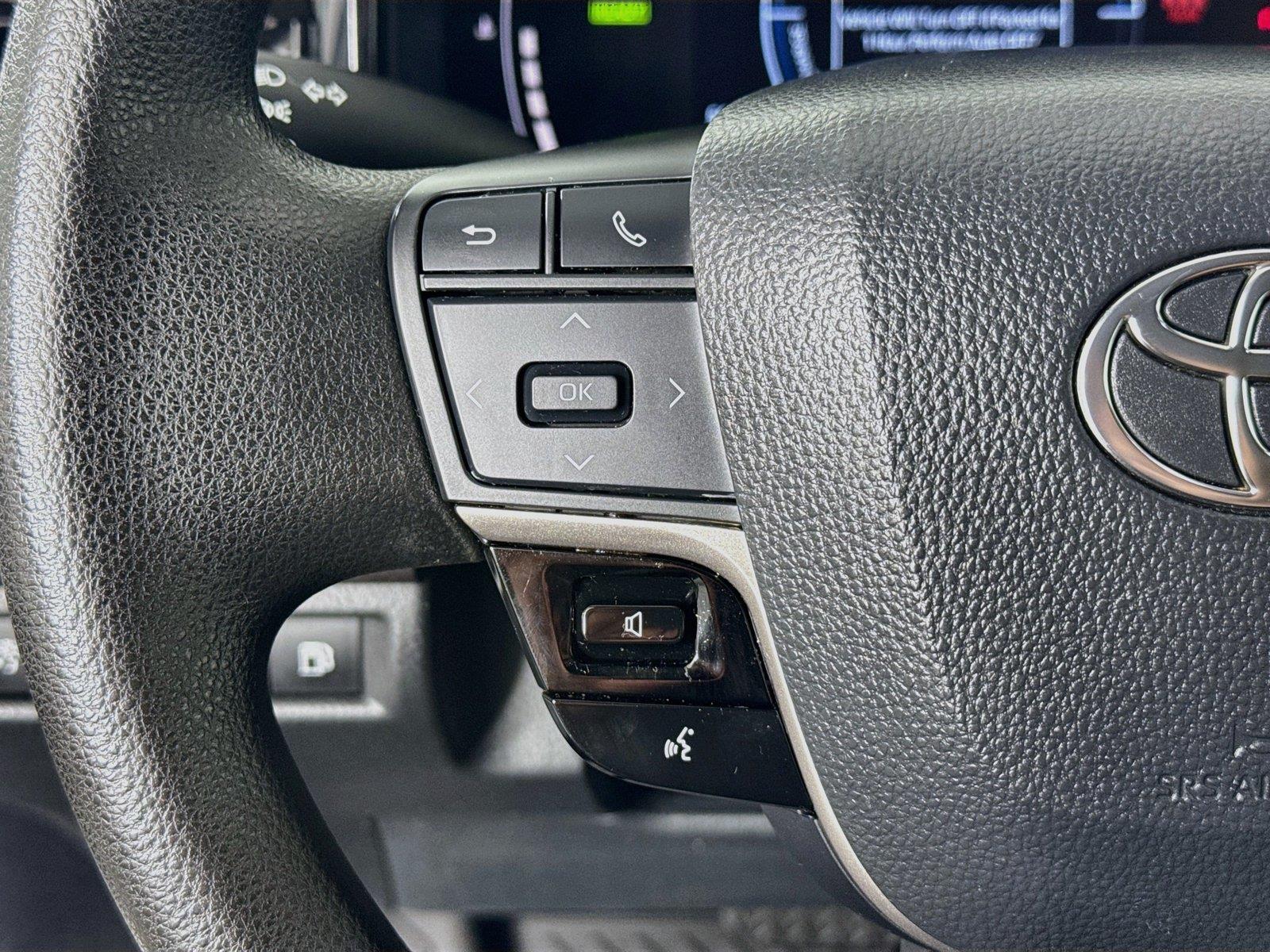 2025 Toyota Camry LE photo 15