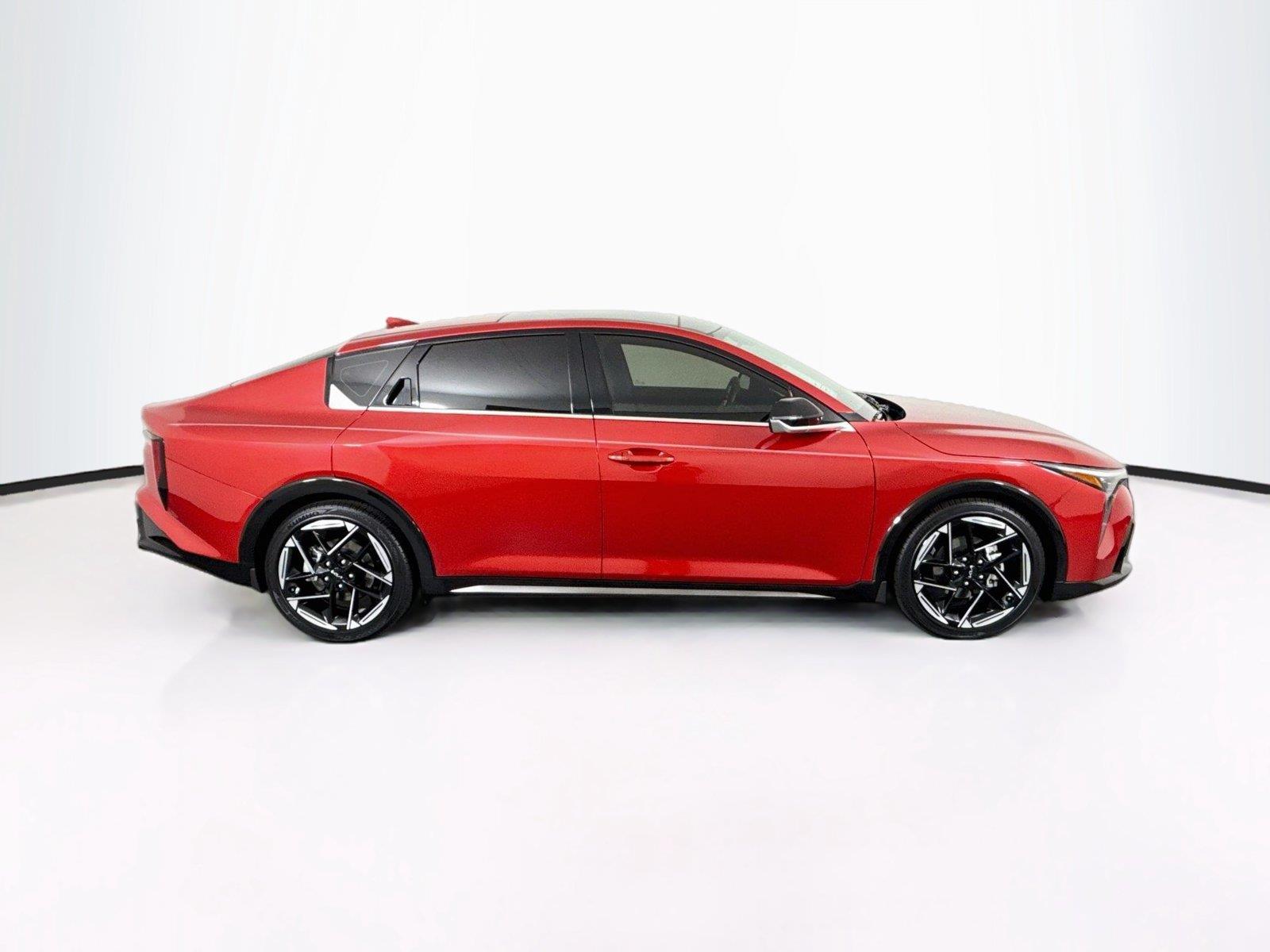 2025 Kia K4 GT-Line photo 10
