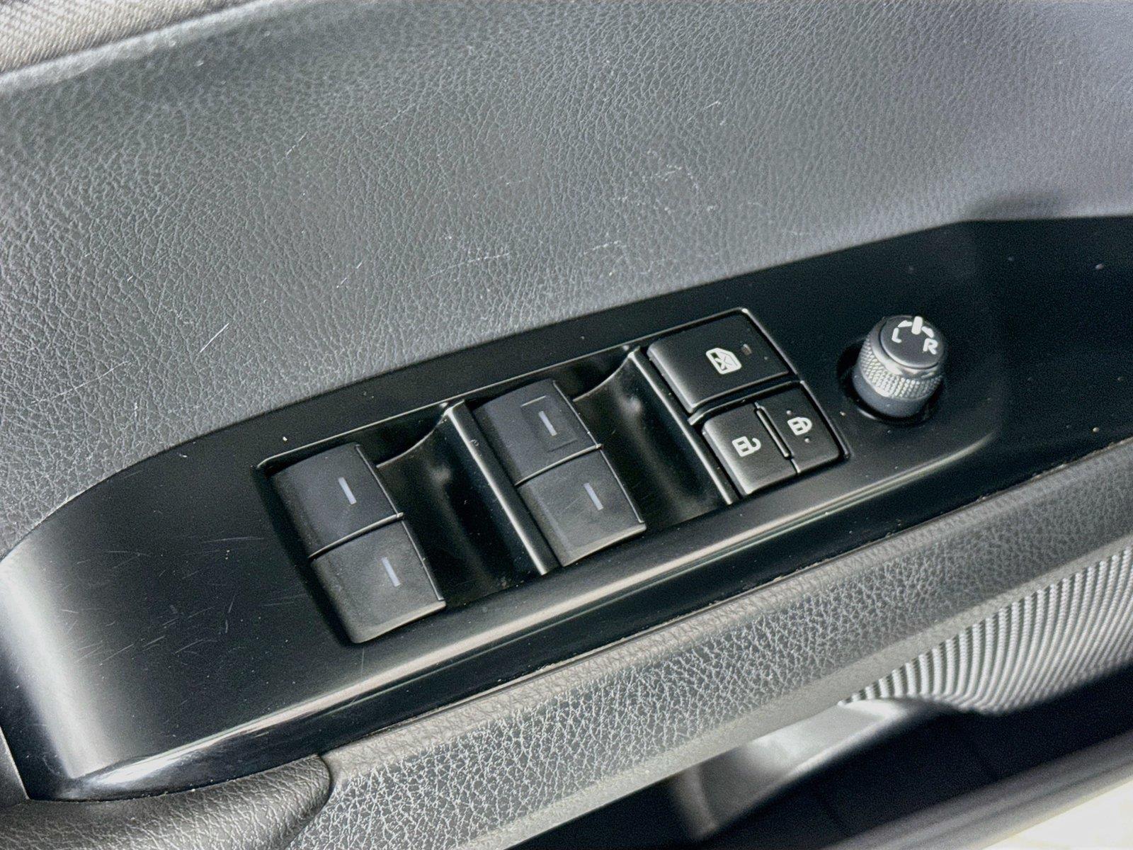 2025 Toyota Camry LE photo 24
