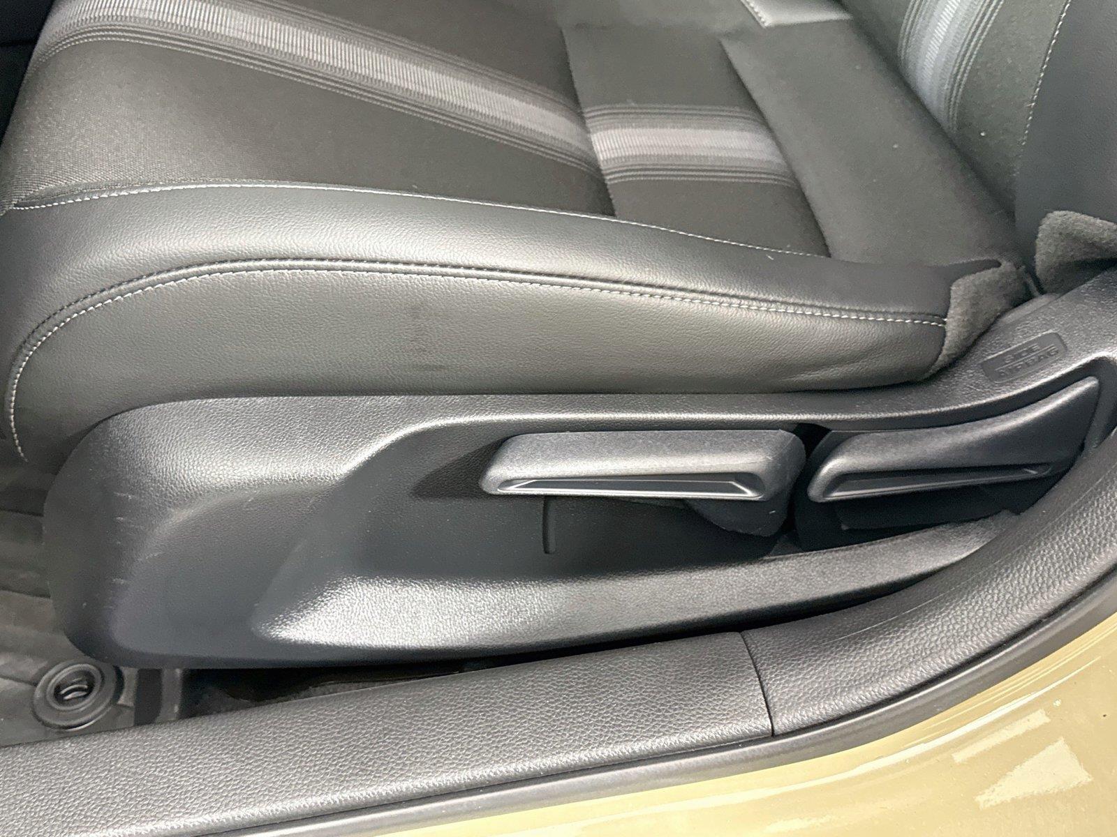 2025 Honda Civic Sport photo 26