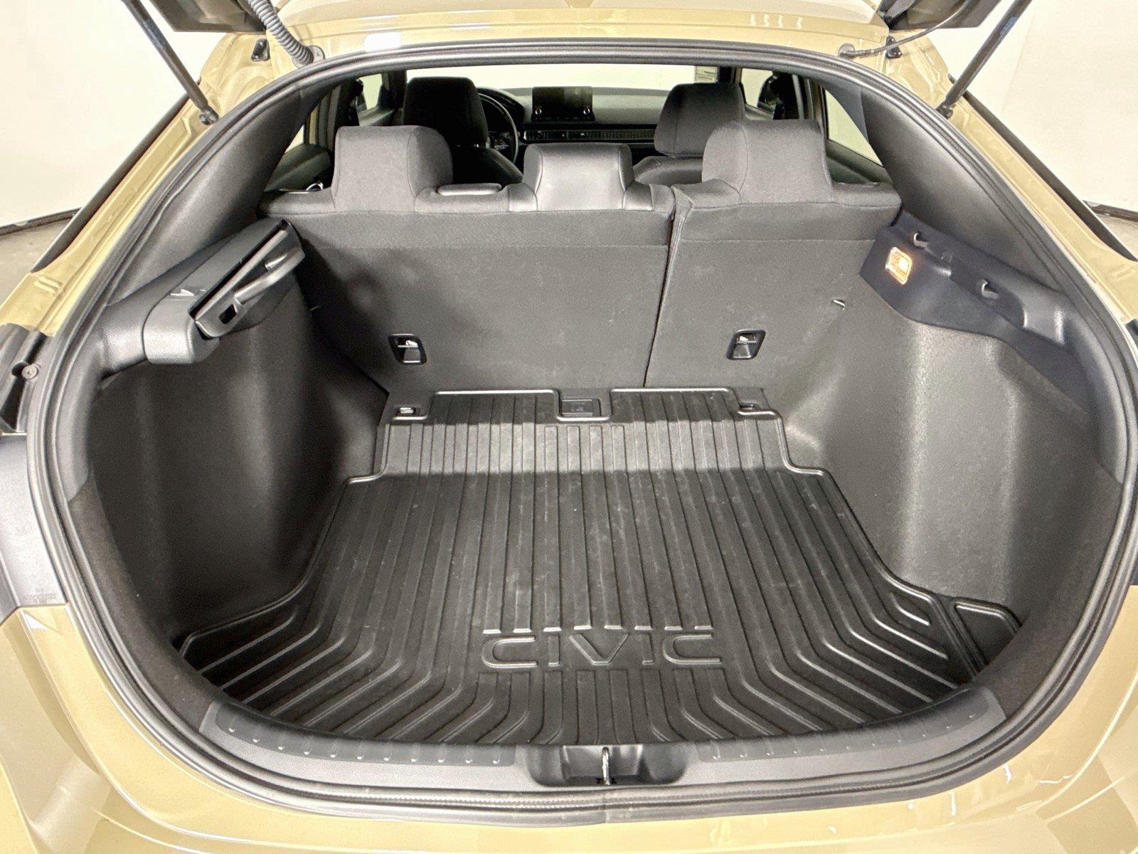 2025 Honda Civic Sport photo 33