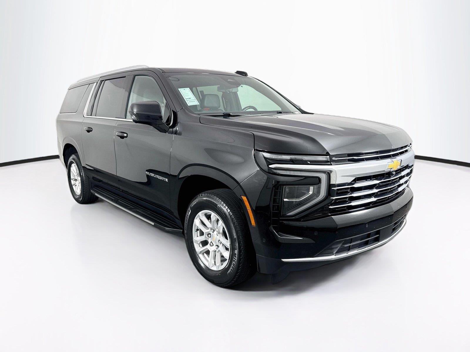 2025 Chevrolet Suburban LT photo 9