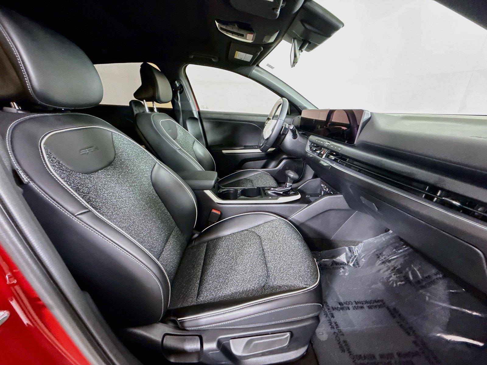 2025 Kia K4 GT-Line photo 38