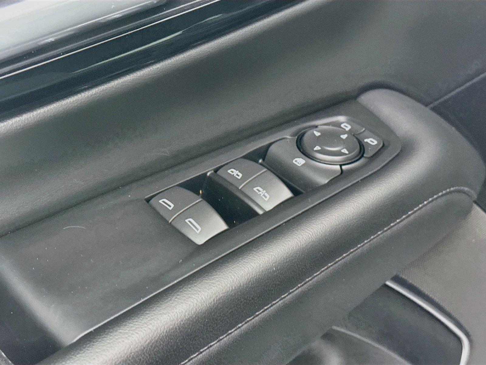 2025 Chevrolet Suburban LT photo 26