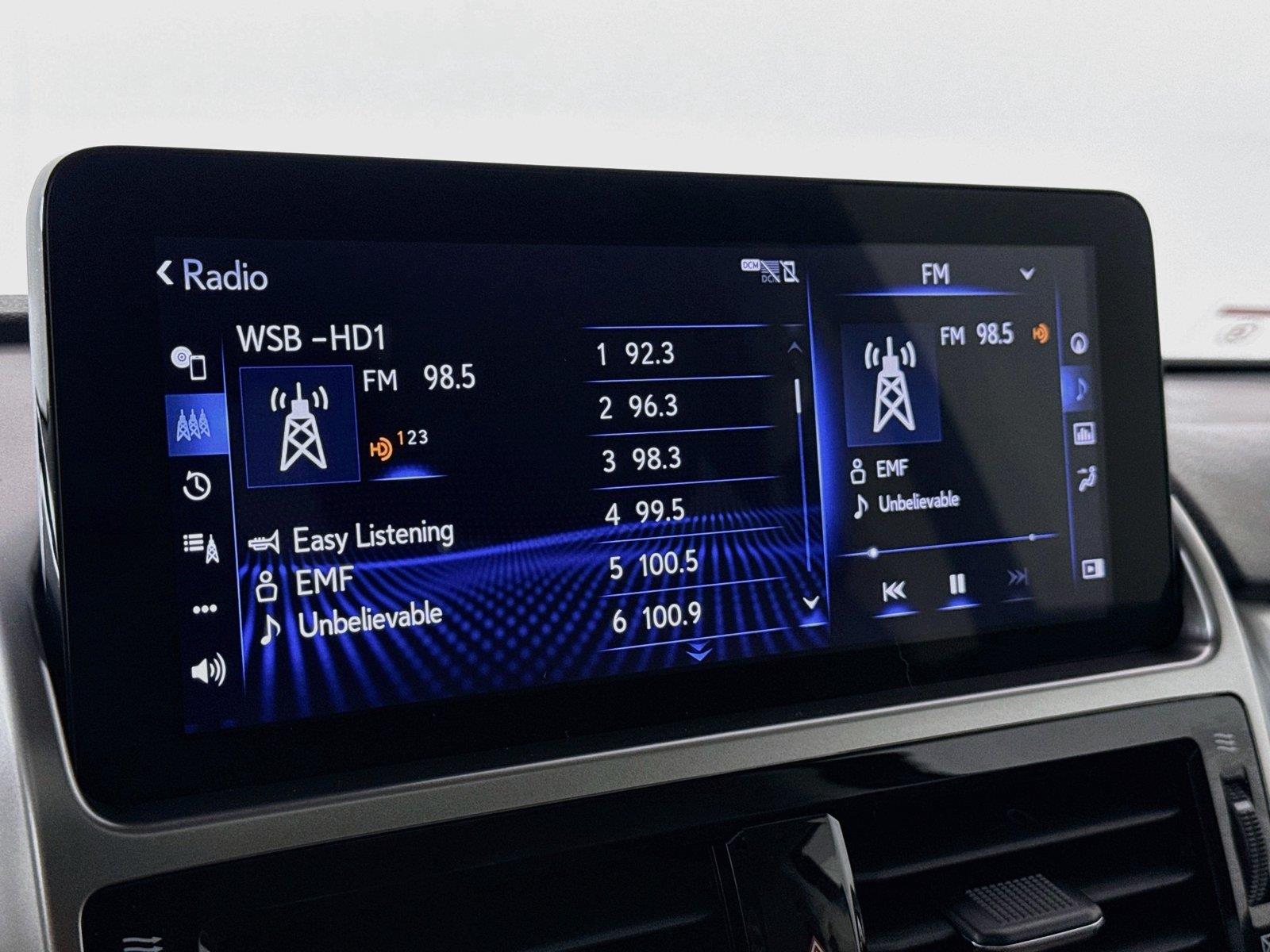 2023 Lexus GX GX 460 Premium photo 24