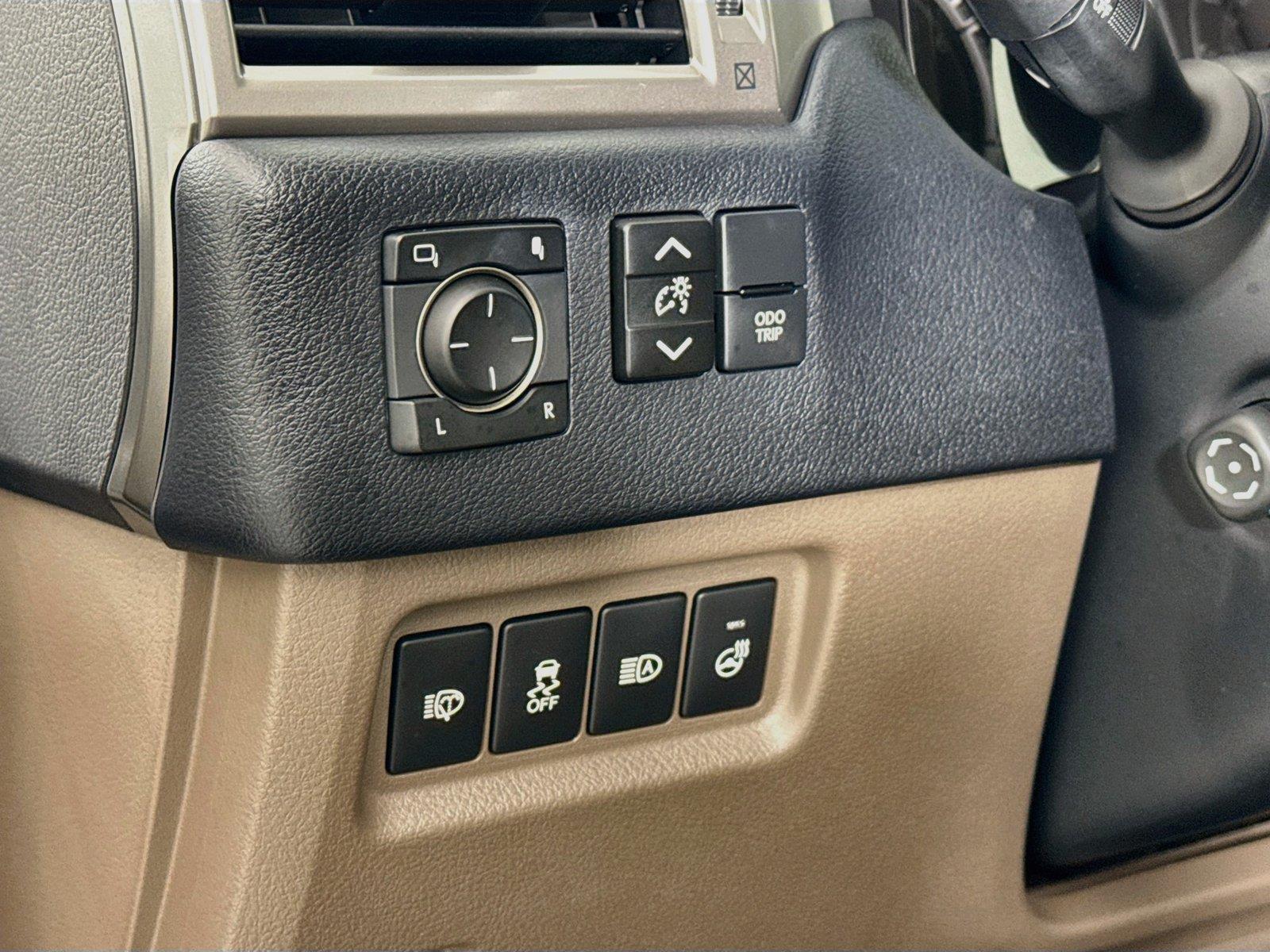 2023 Lexus GX GX 460 Premium photo 15