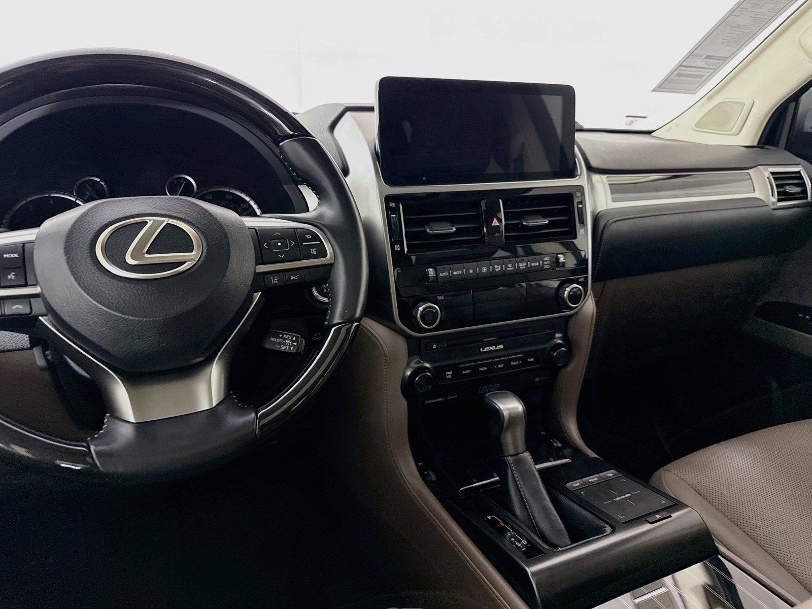 2023 Lexus GX GX 460 Premium photo 32