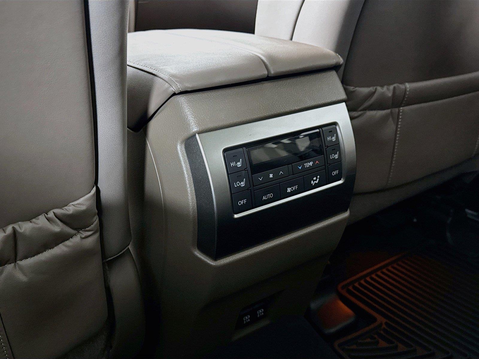 2023 Lexus GX GX 460 Premium photo 34