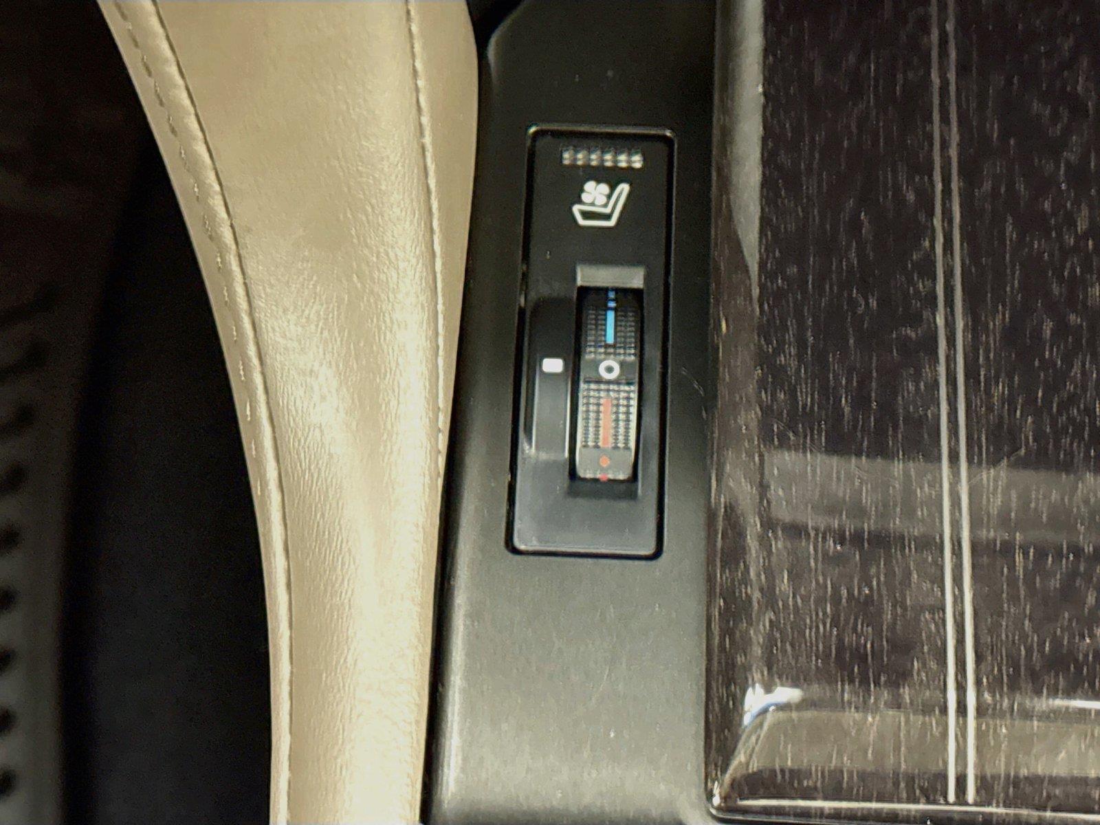 2023 Lexus GX GX 460 Premium photo 7