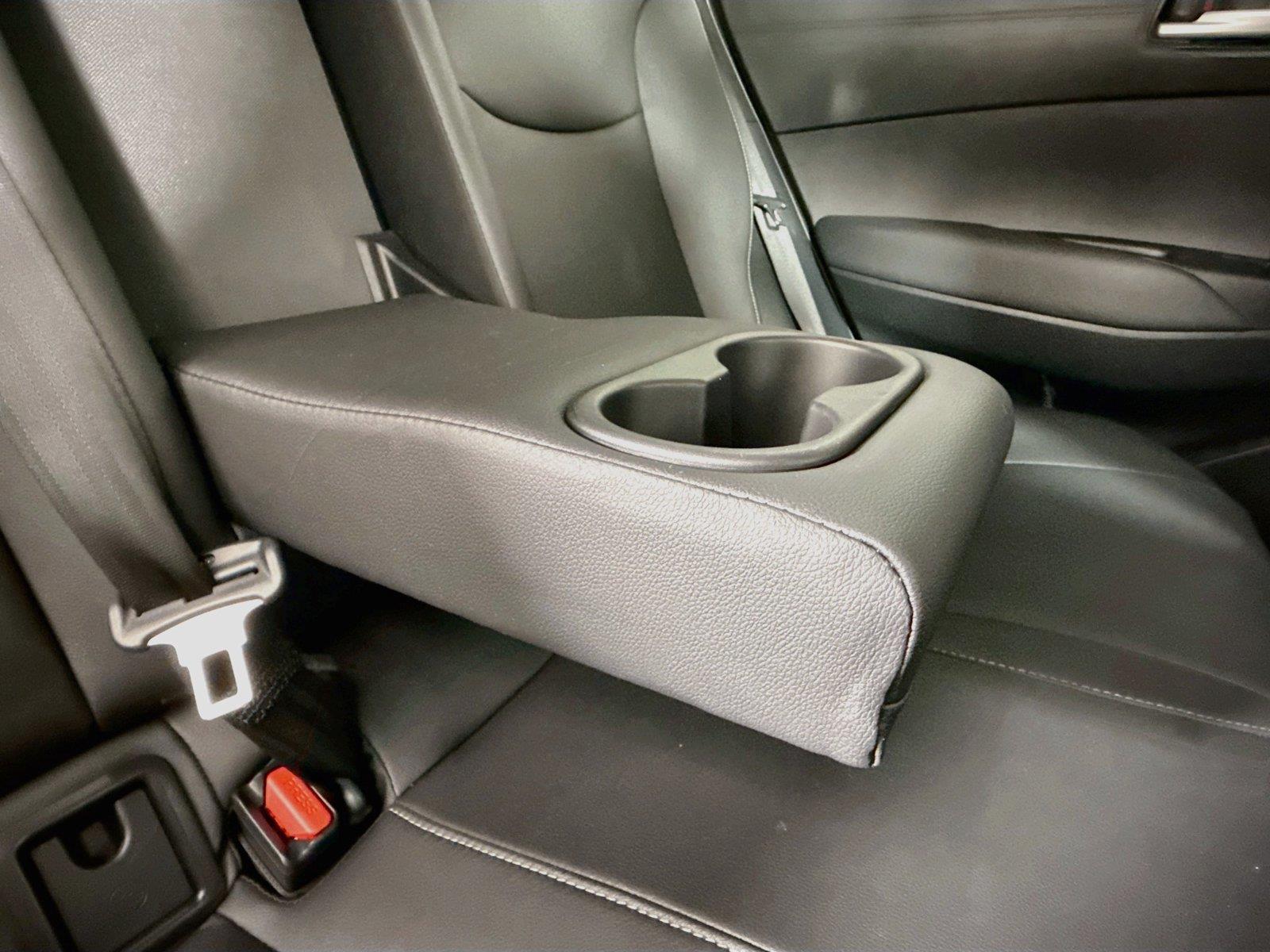 2026 Toyota Corolla Cross XLE photo 38
