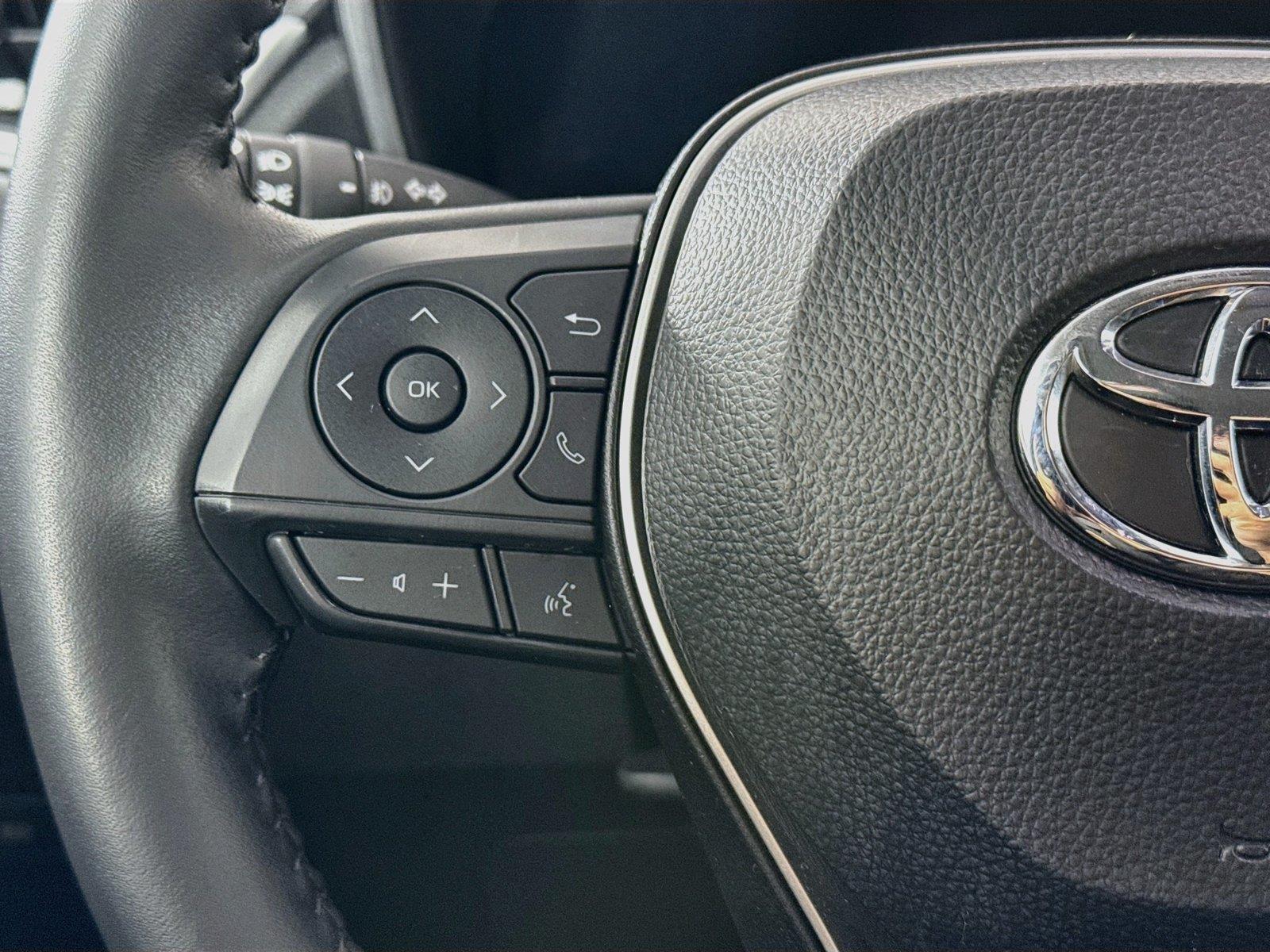2026 Toyota Corolla Cross XLE photo 17