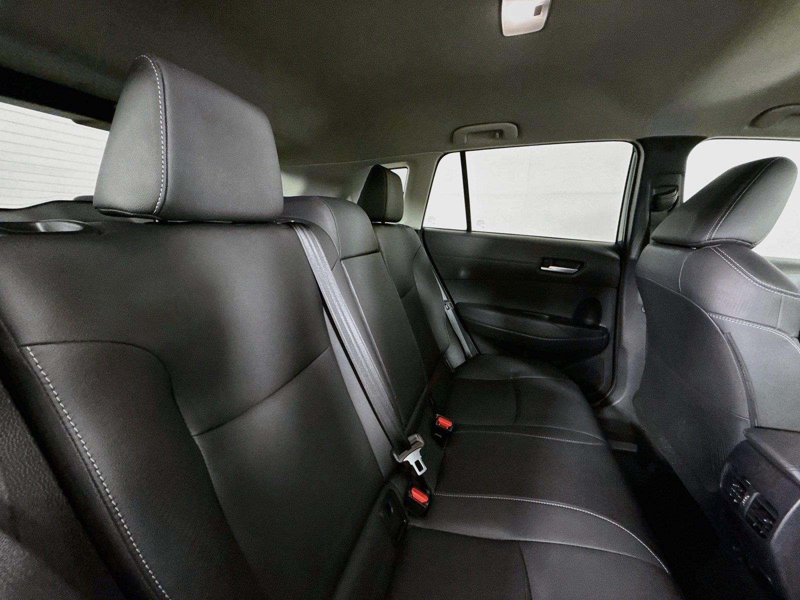 2026 Toyota Corolla Cross XLE photo 39