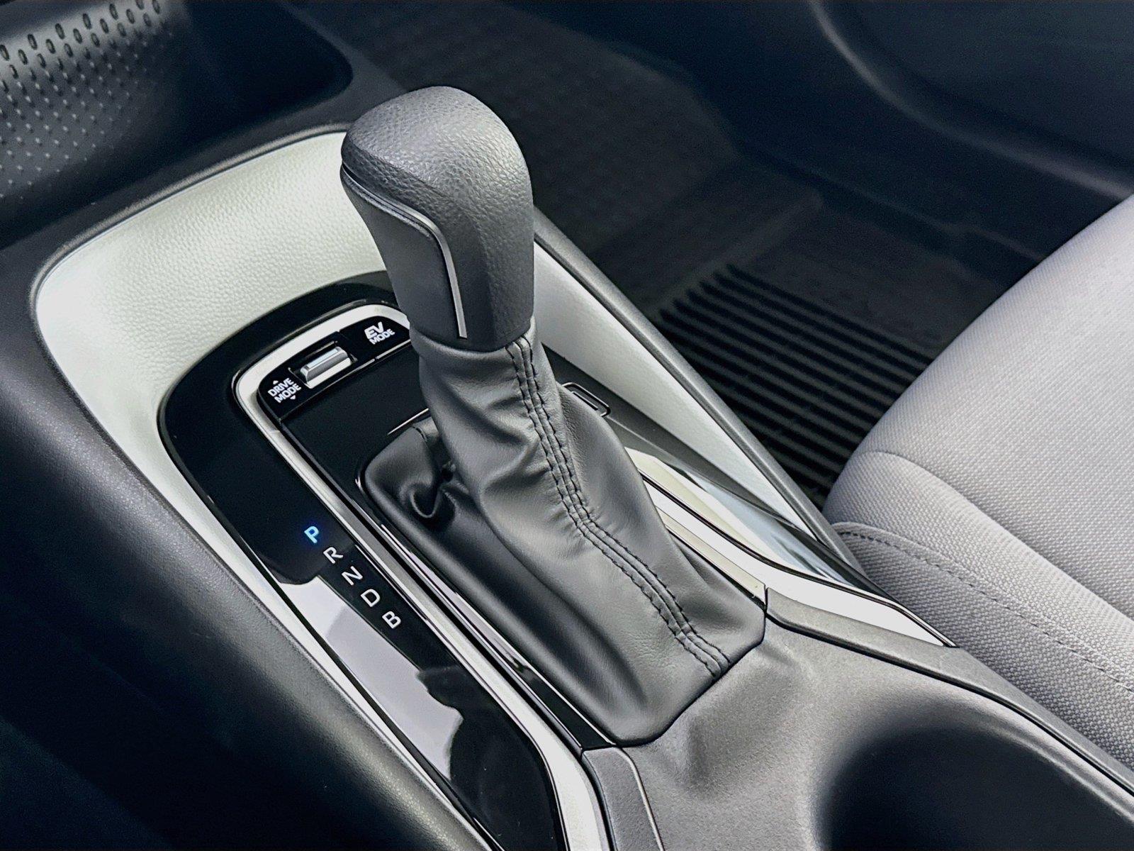 2026 Toyota Corolla Hybrid SE photo 24