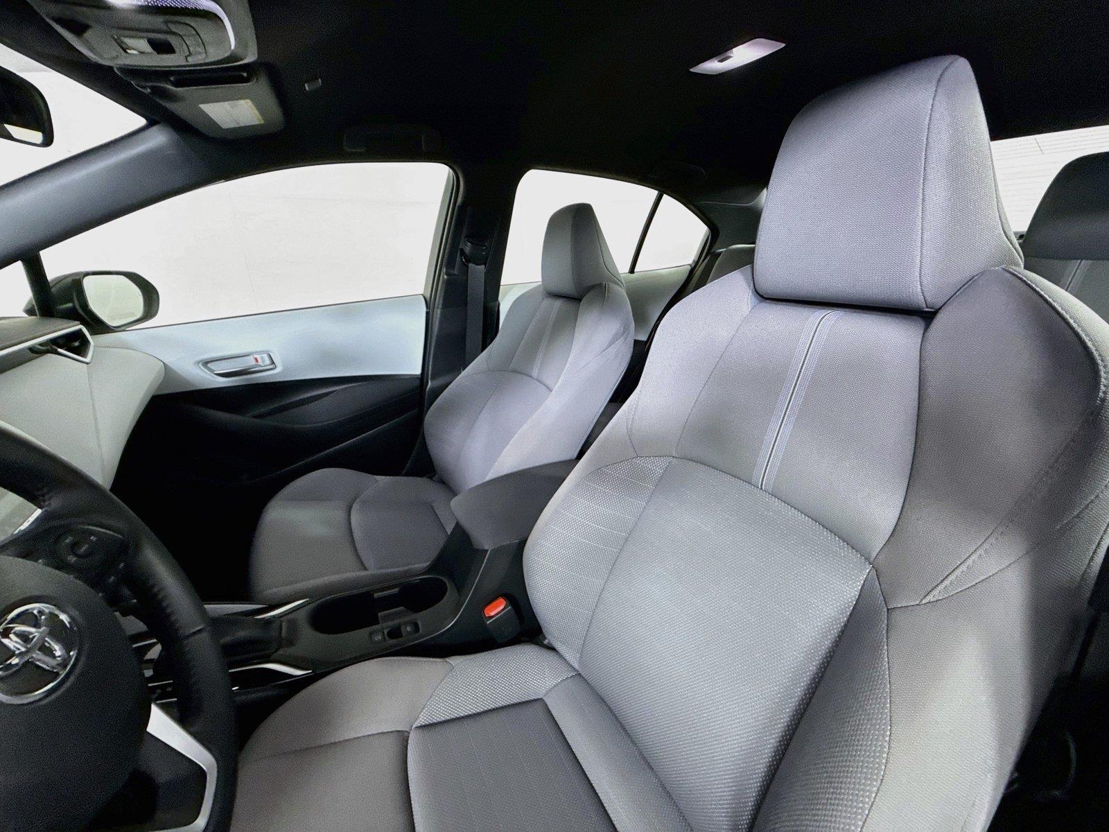 2026 Toyota Corolla Hybrid SE photo 2