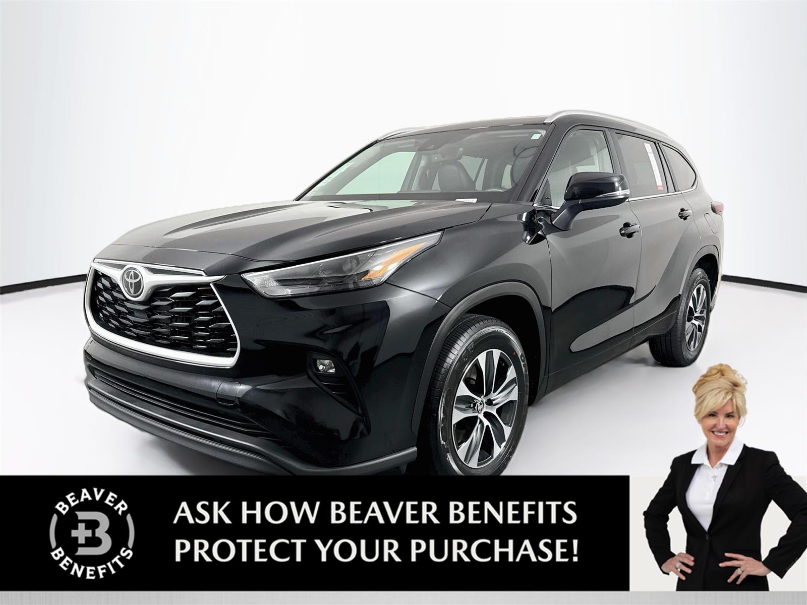 Midnight Black Metallic 2025 Toyota Highlander SUV / Crossover Front-Wheel Drive Automatic