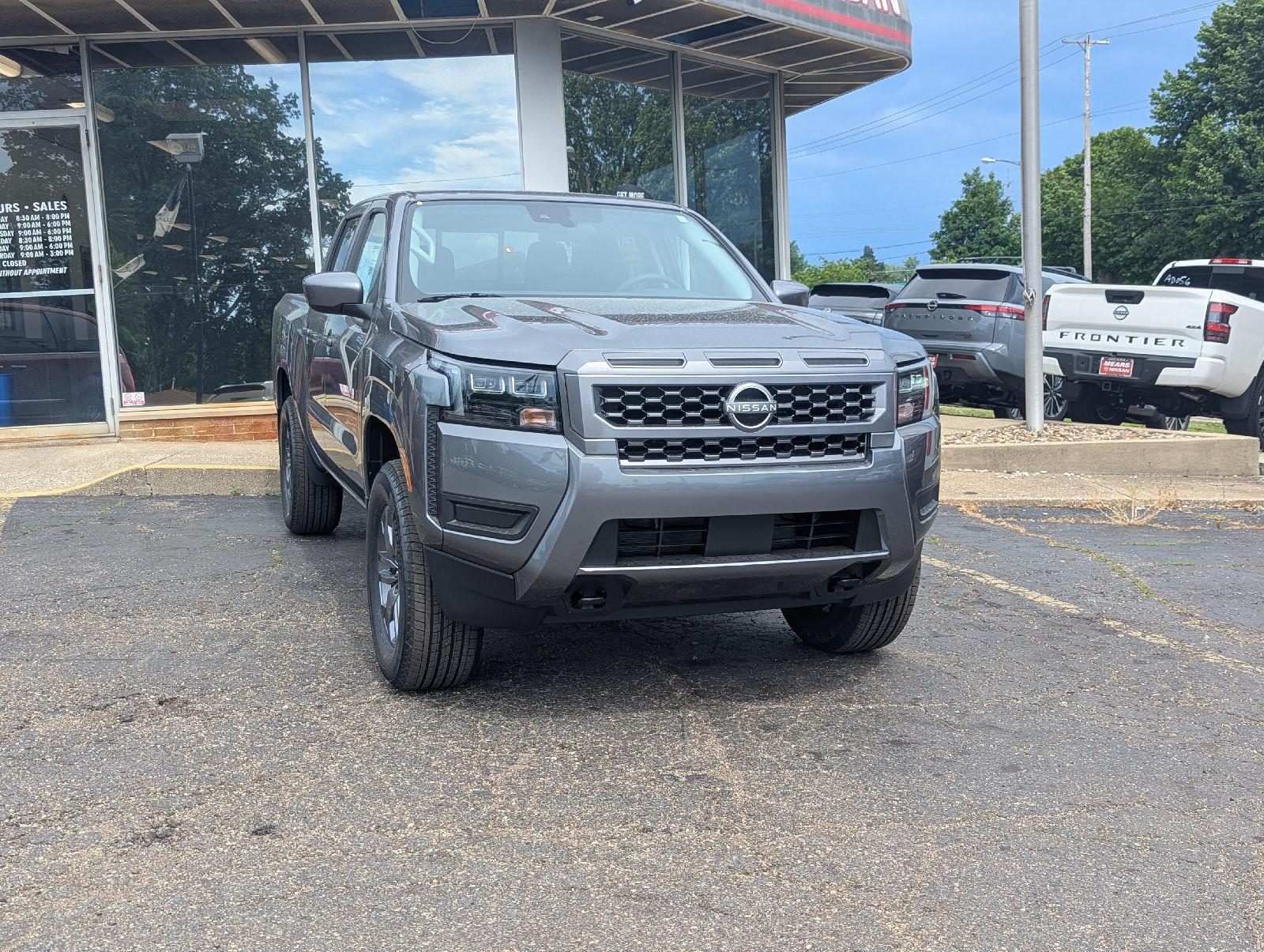 Gray (Gun Metallic) 2026 Nissan Frontier Pickup Truck Four-Wheel Drive Automatic
