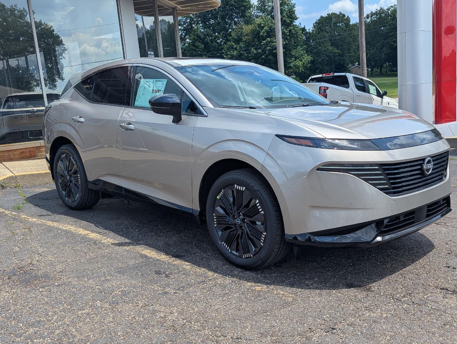 Champagne Silver Metallic 2026 Nissan Murano SUV / Crossover All-Wheel Drive Automatic