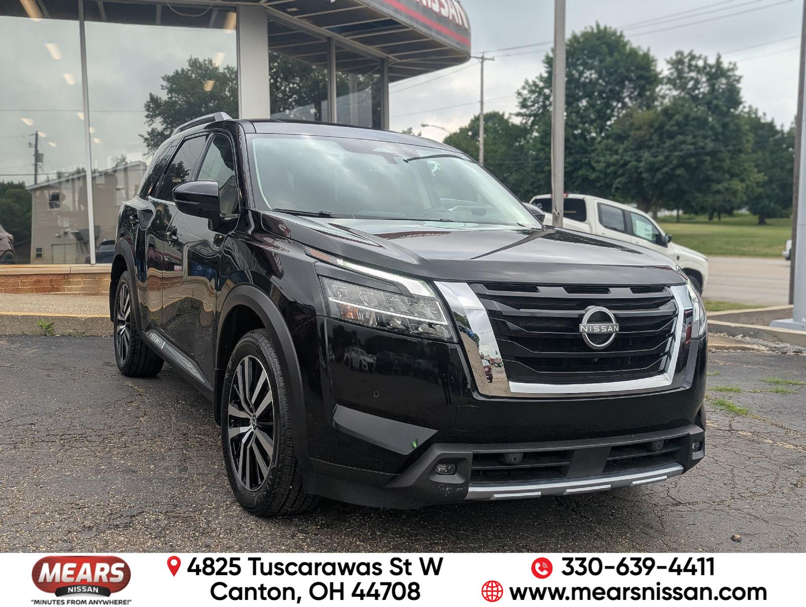 2023 Nissan Pathfinder Platinum 4WD