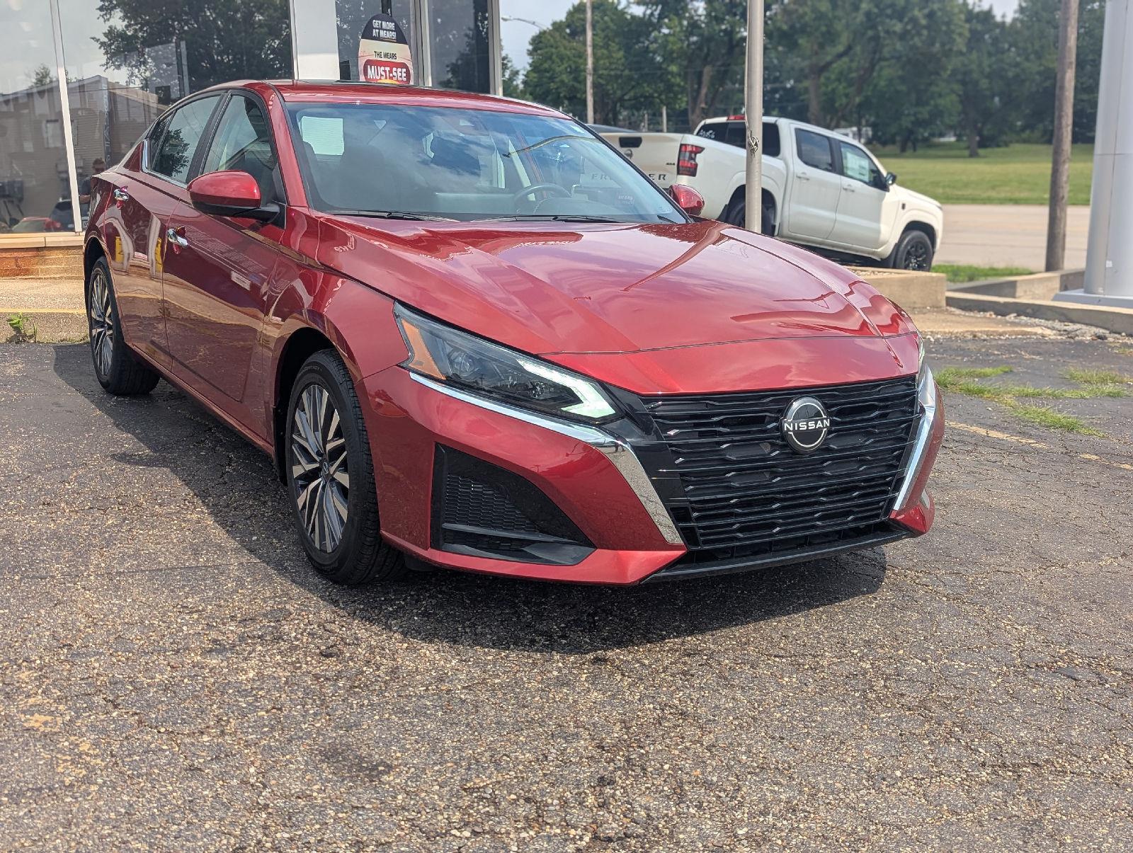  2023 Nissan Altima 2.5 SV AWD   