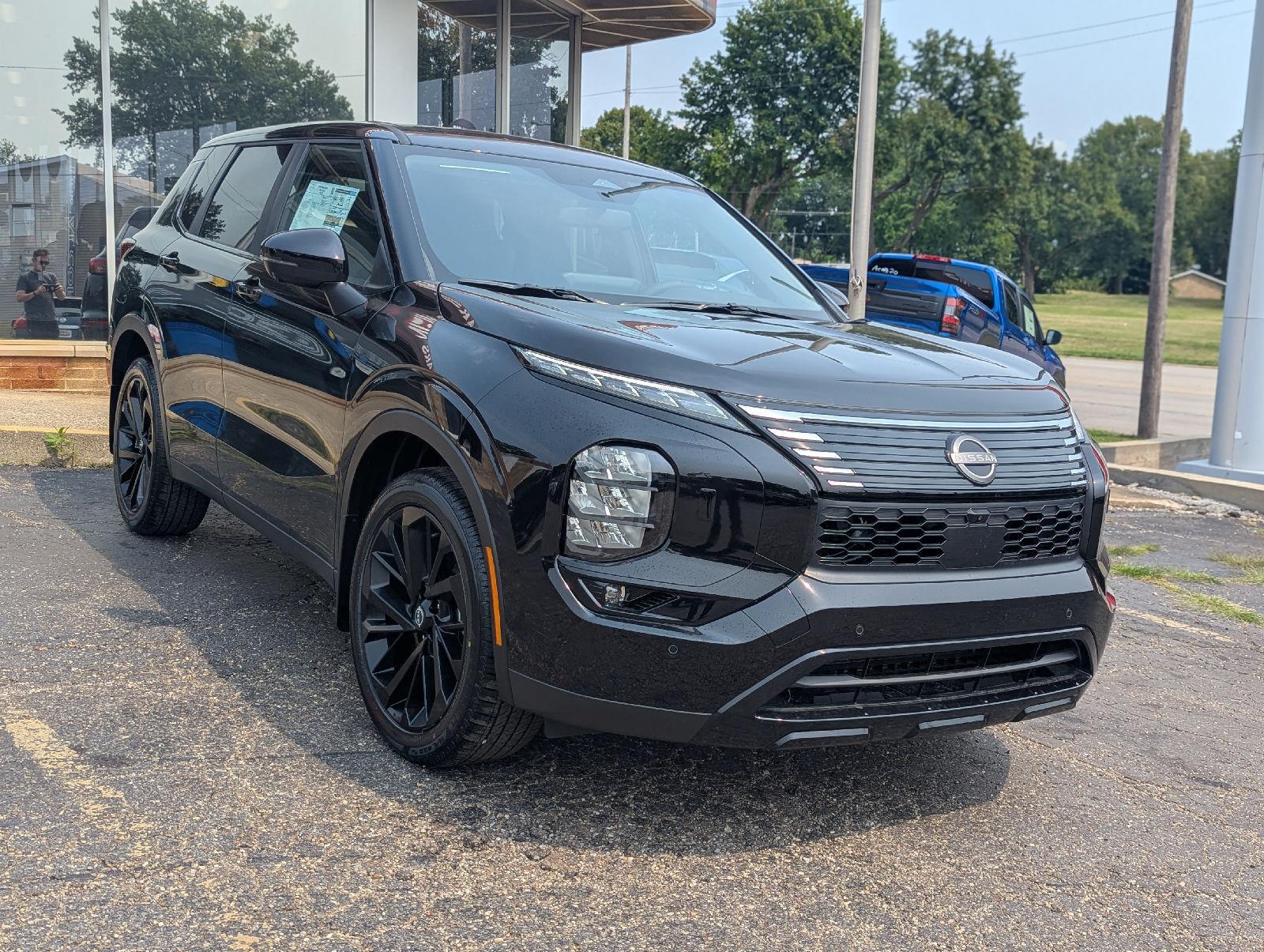 Cosmic Black 2026 Nissan Rogue Plug-In Hybrid SUV / Crossover All-Wheel Drive Automatic