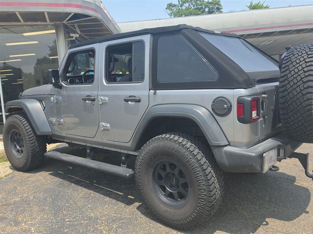 Billet Silver Metallic Clearcoat 2018 Jeep Wrangler SUV / Crossover Four-Wheel Drive 8-Speed Automatic