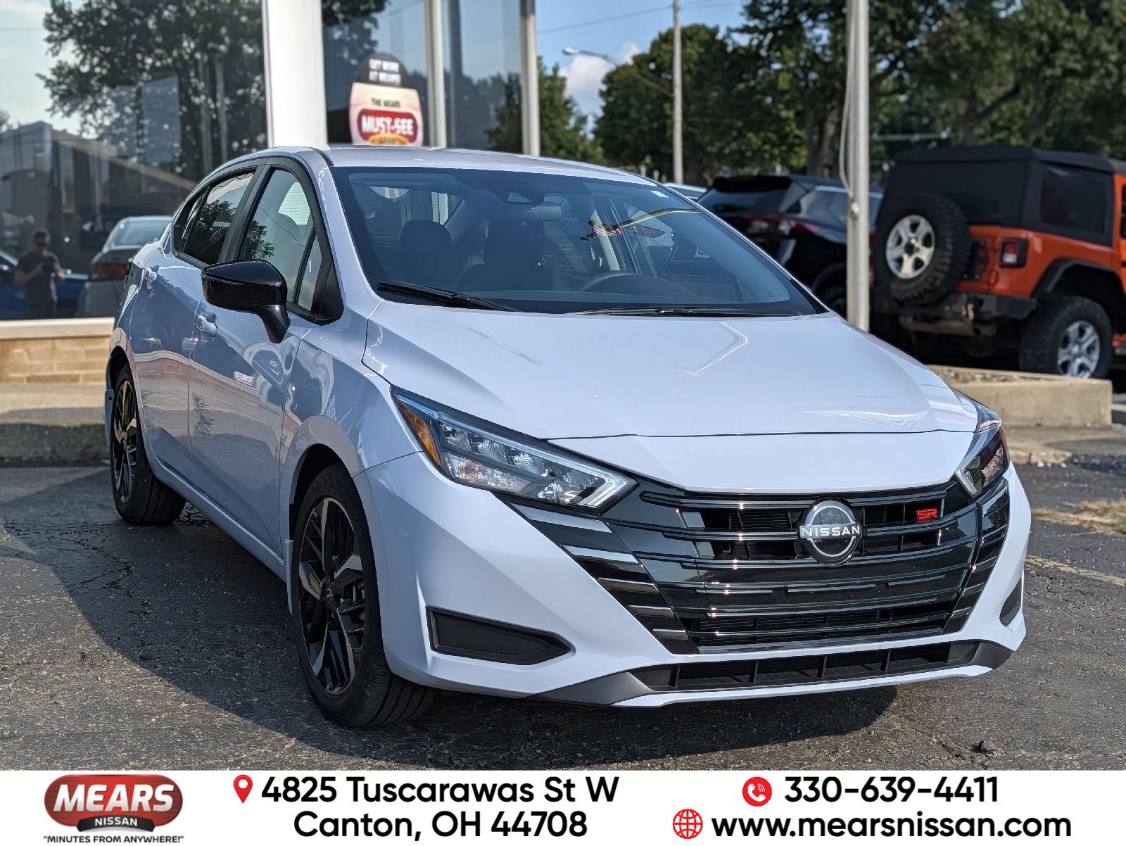  2024 Nissan Versa SR FWD   