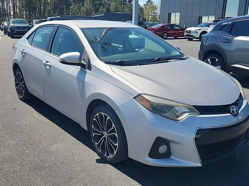 Classic Silver Metallic 2014 Toyota Corolla S Plus Sedan Front-Wheel Drive Continuously Variable Transmission