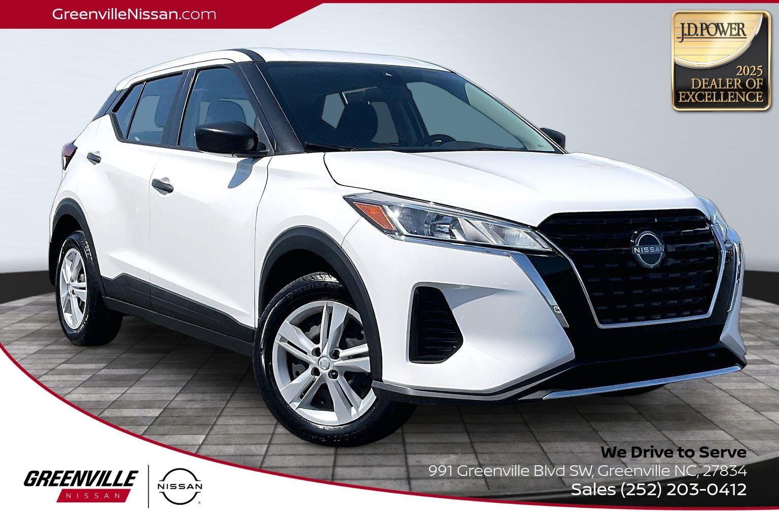 White (Fresh Powder) 2024 Nissan Kicks S FWD SUV / Crossover Front-Wheel Drive Continuously Variable Transmission