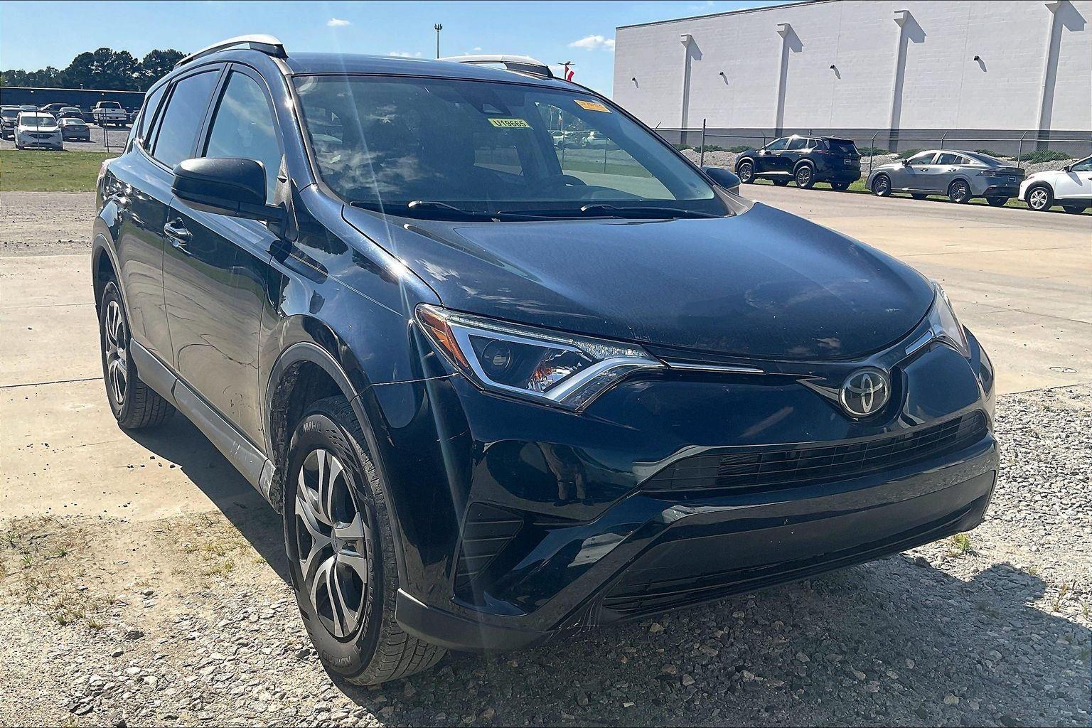2018 Toyota RAV4 LE