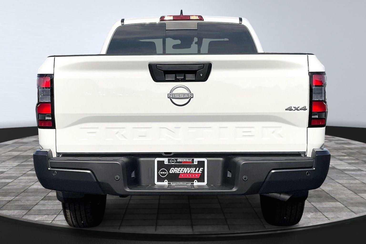 View vehicle photo 4